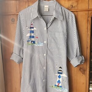 Adorable Beachcore Blue and White Embroidered Shirt.